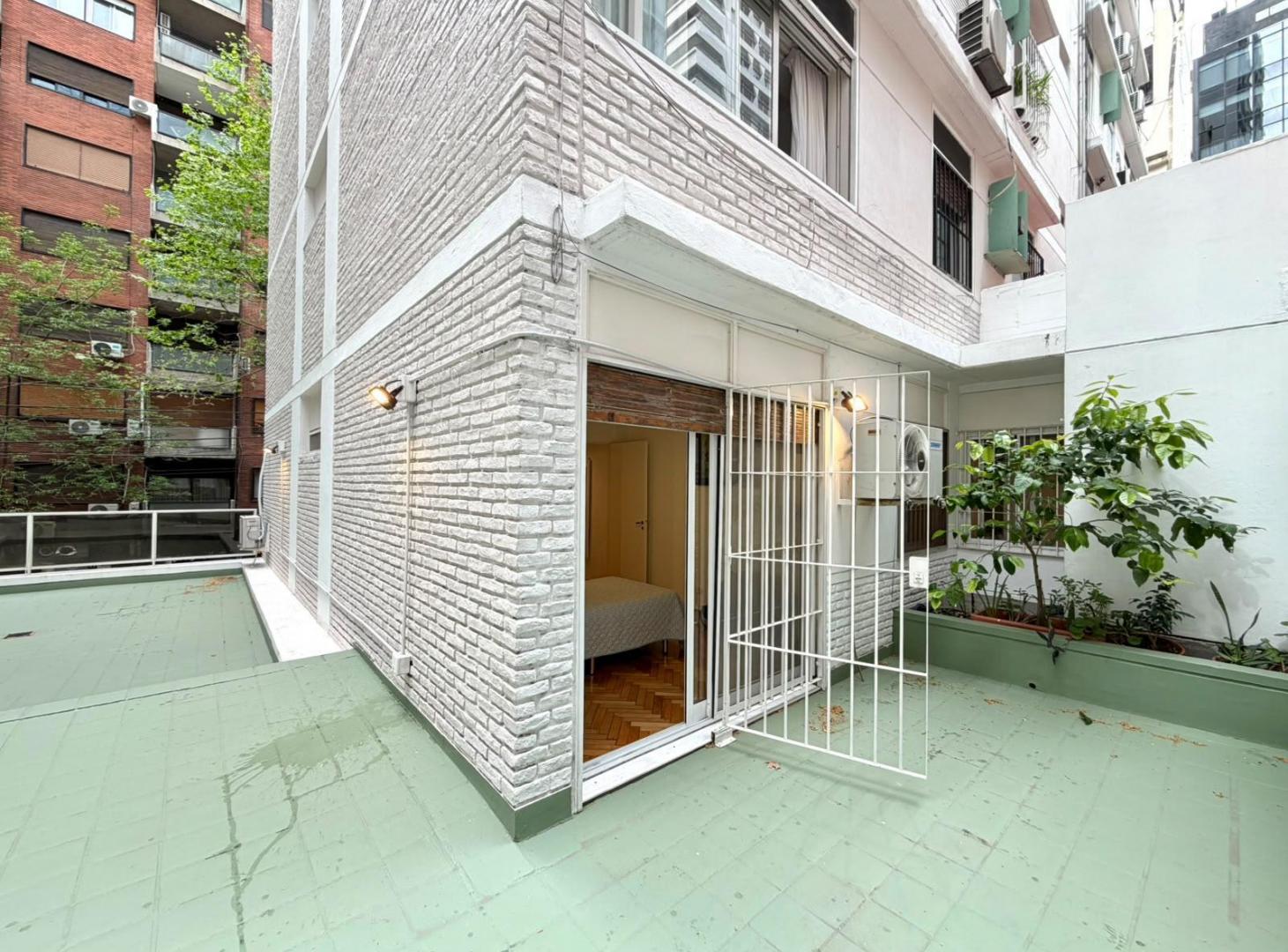 Foto de Departamento en venta de 3 ambientes más dependencia, cochera, balcón y, imagen 3
