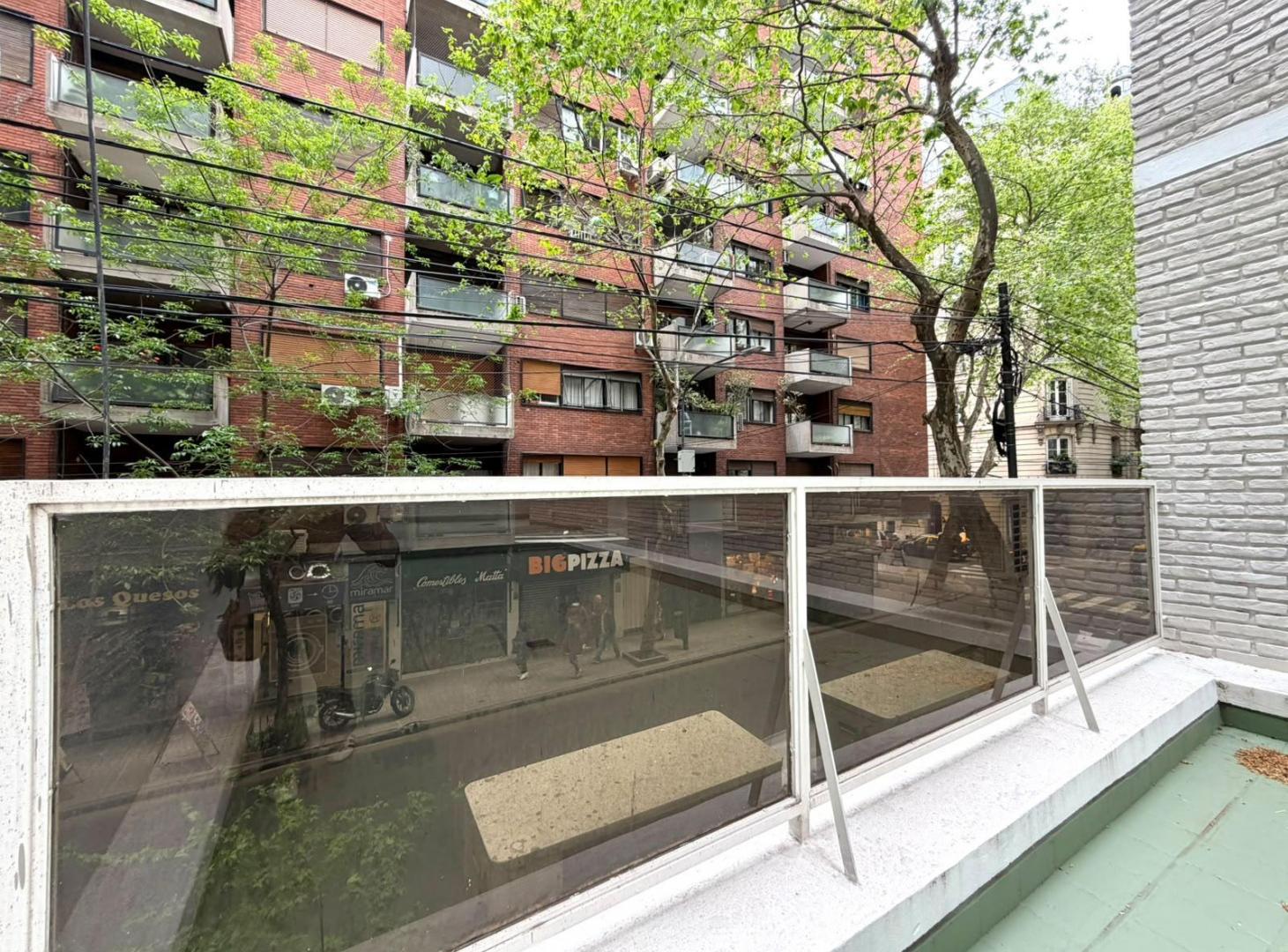 Foto de Departamento en venta de 3 ambientes más dependencia, cochera, balcón y, imagen 4