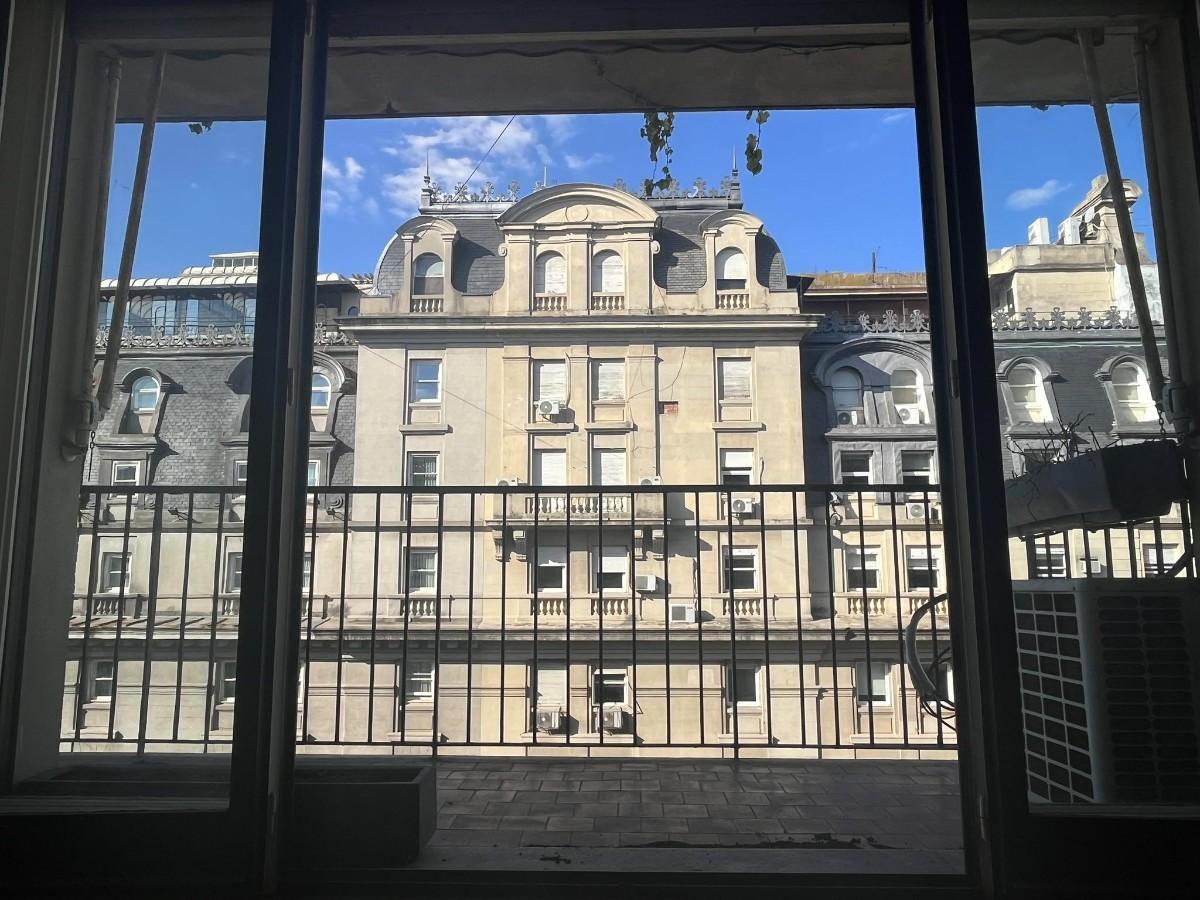 Foto de Departamento piso 11, seguridad 24 hs. sobre Av Alvear, Recoleta, con, imagen 1