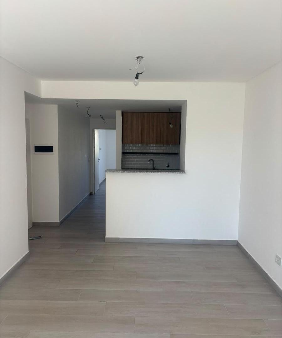 Foto de Departamento en alquier de 2 ambientes en Olivos con cochera y balcón, imagen 4