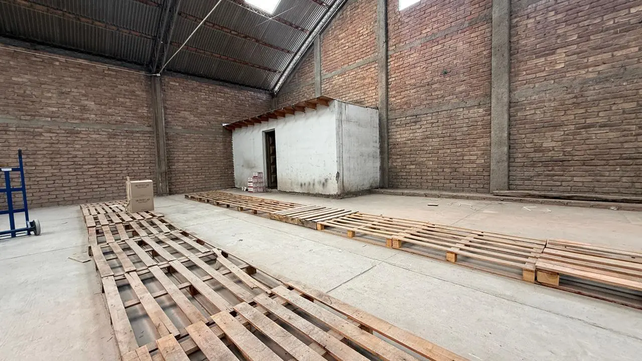 Alquiler Galpón Comercial | Lujan de Cuyo | La Puntilla | 1340 m2 2