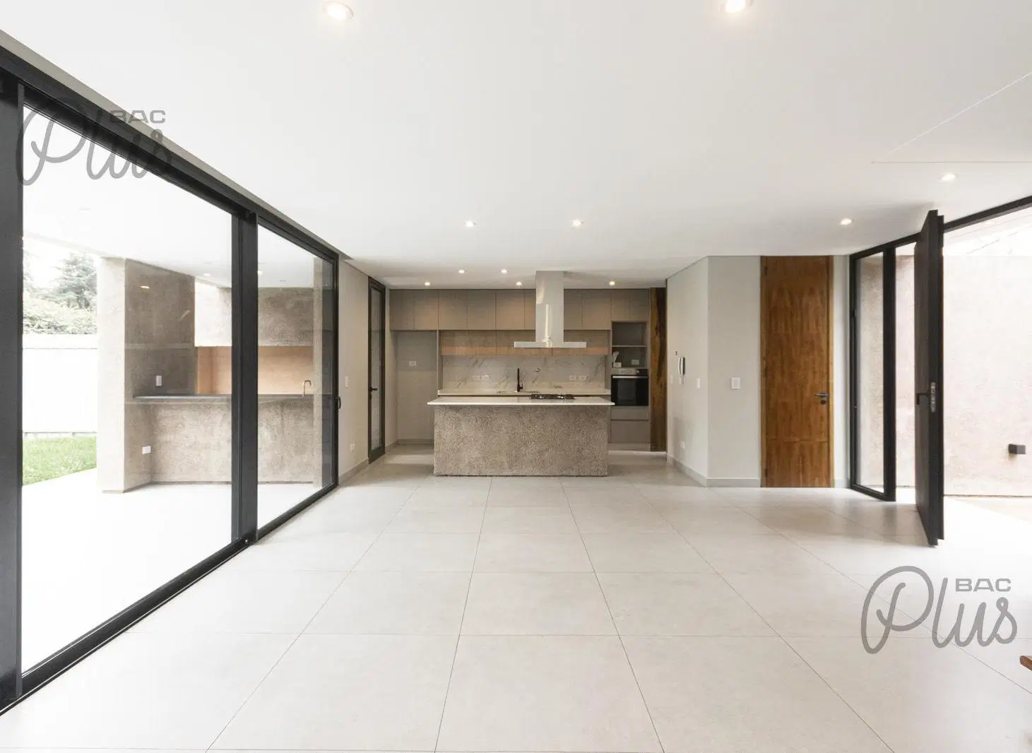 VENTA | CASA A ESTRENAR | CHACRAS DE CORIA 1
