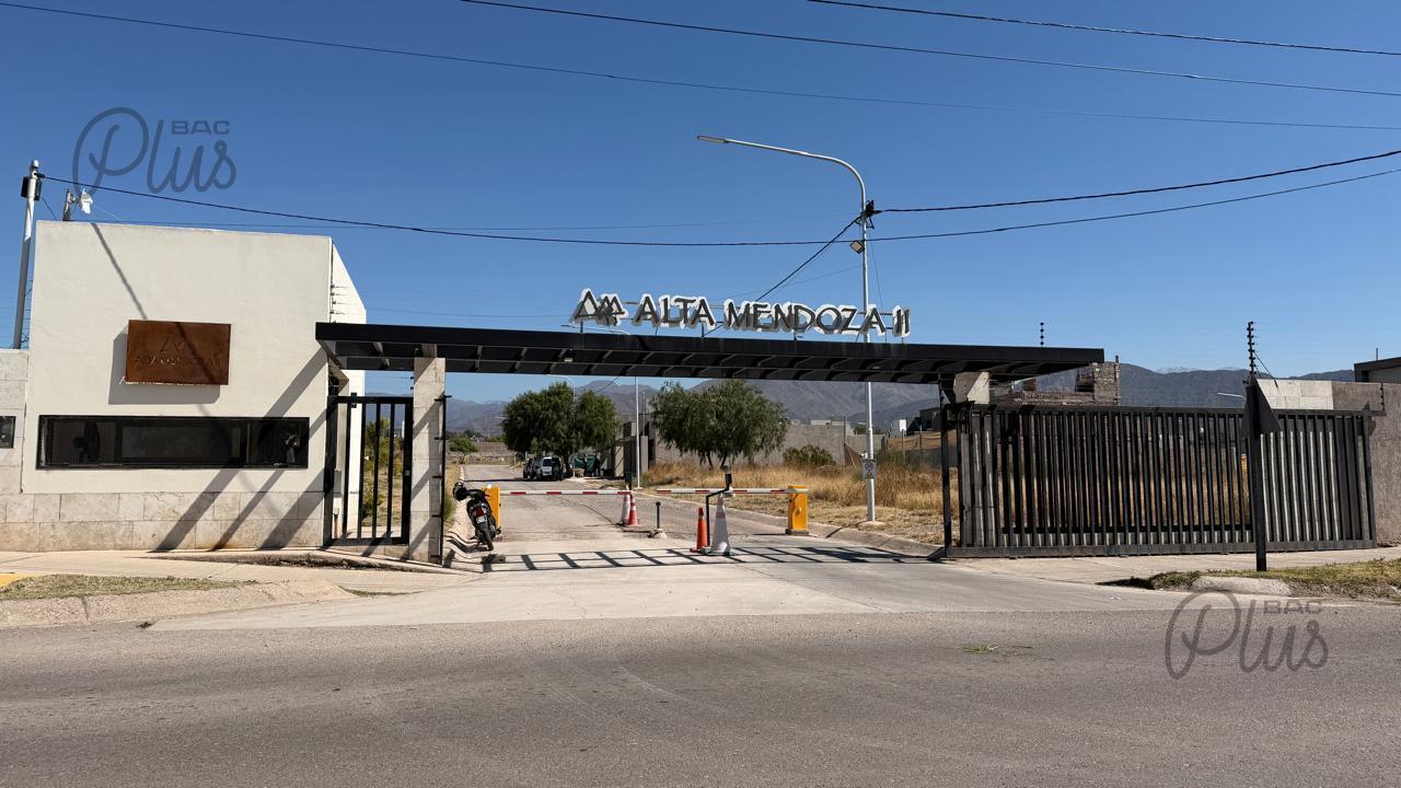Foto de BAC PLUS VENDE | LOTE DE 297 M² | ALTA MENDOZA II – LAS HERAS, imagen 2
