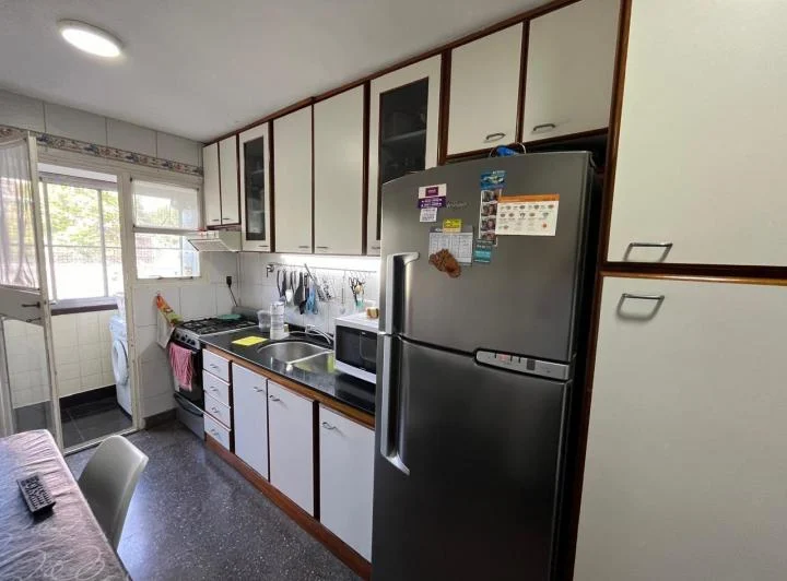 Departamento de 4 ambientes con cochera fija en Saavedra 3