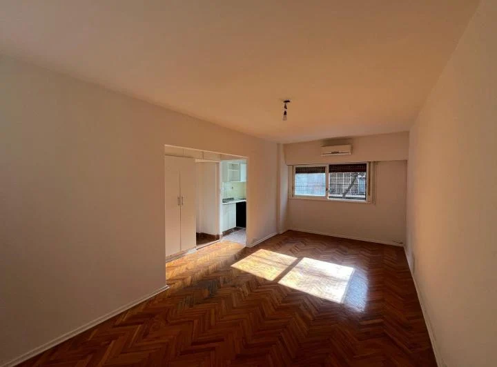 Alquiler Monoambiente en Belgrano – Excelente Ubicación y Bajas Expensas 2