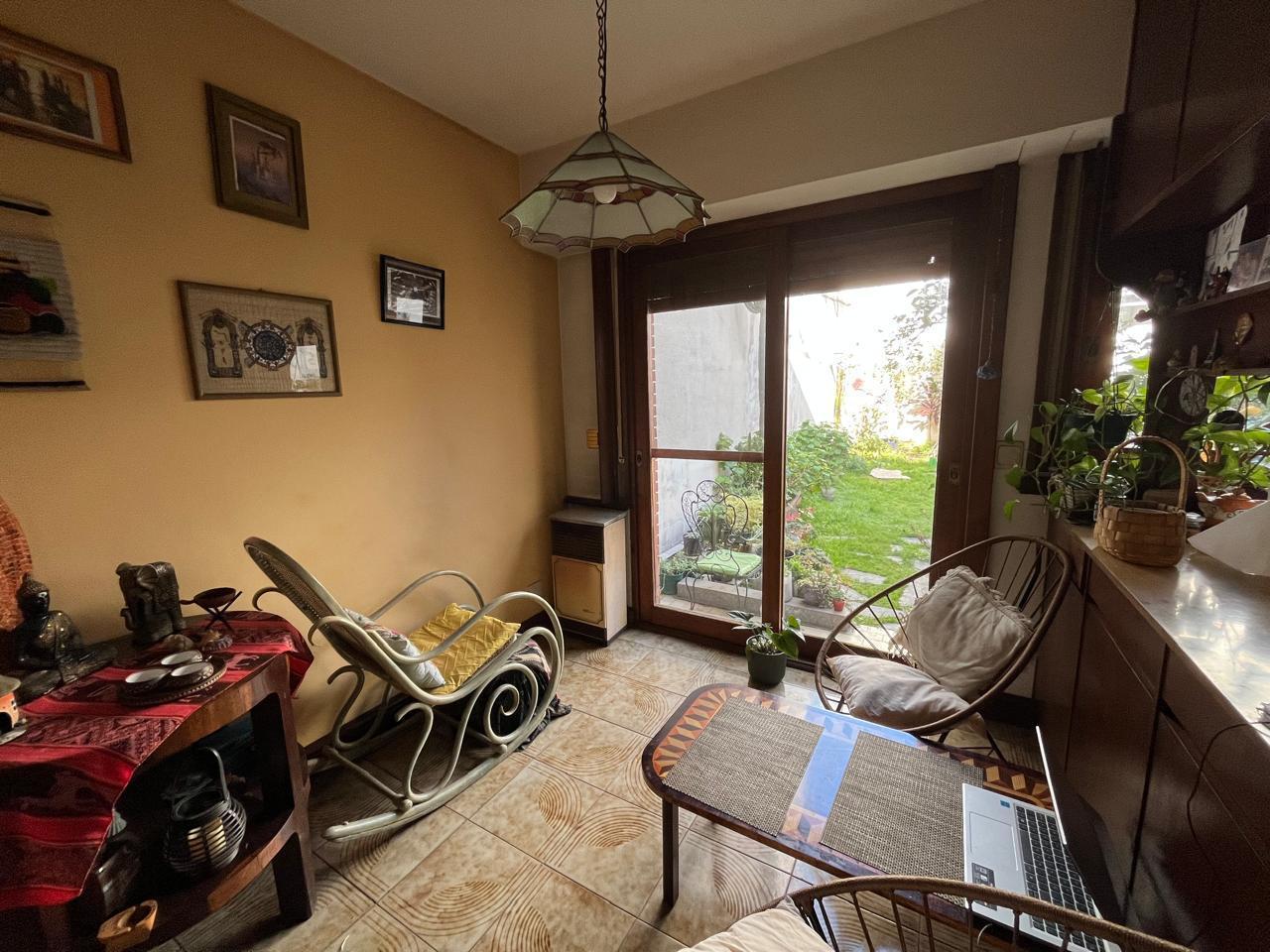 Foto de Villa Urquiza – Casa de 2 plantas con lote propio, jardín y quincho, imagen 5