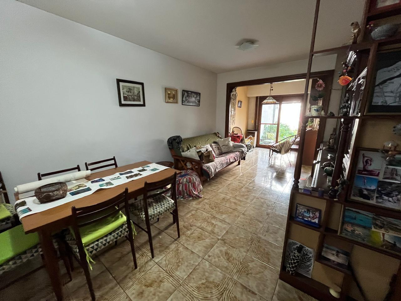Foto de Villa Urquiza – Casa de 2 plantas con lote propio, jardín y quincho, imagen 3