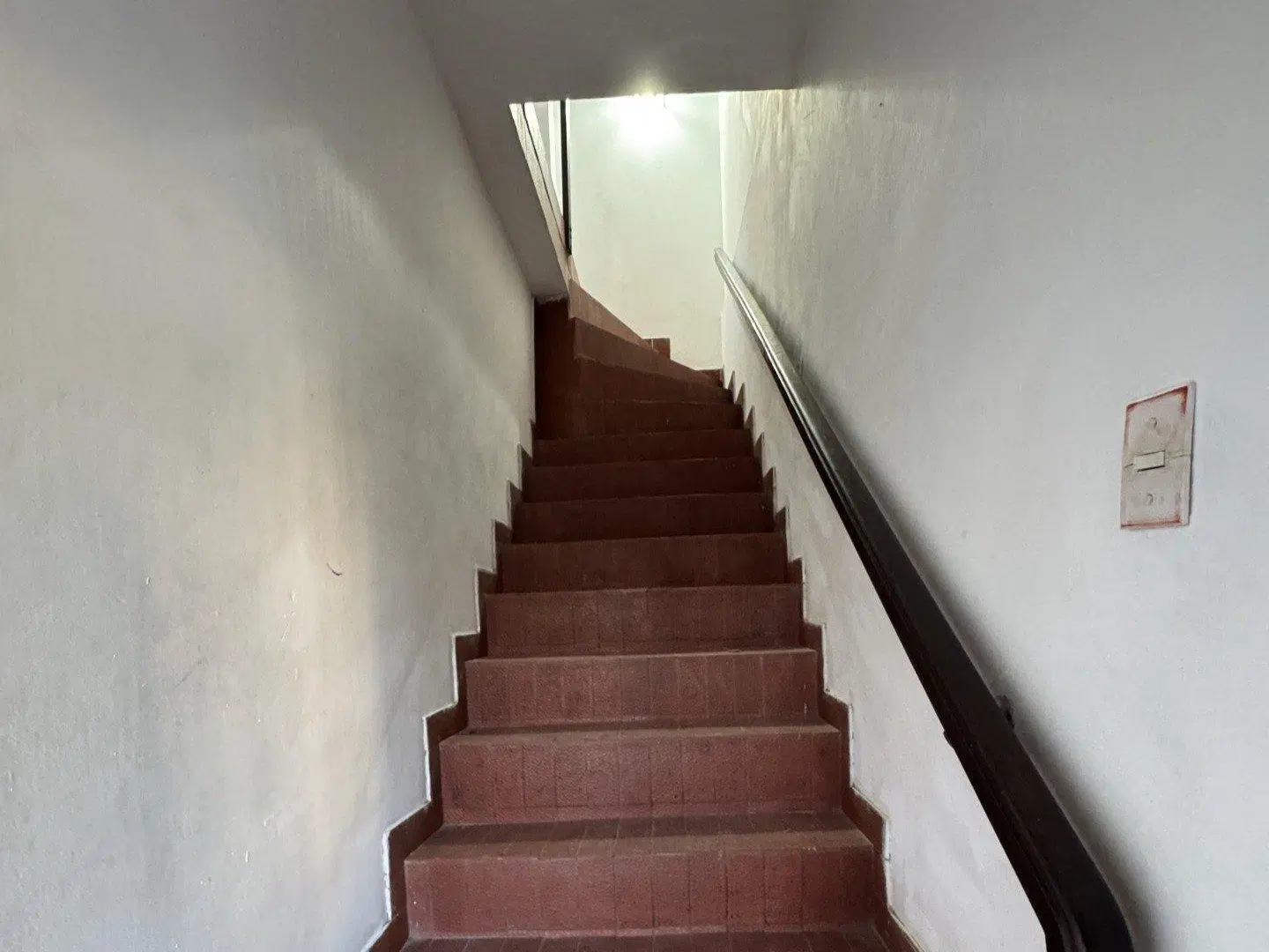 ALQUILER: CASA DE 3 DORMITORIOS C/ PATIO 4