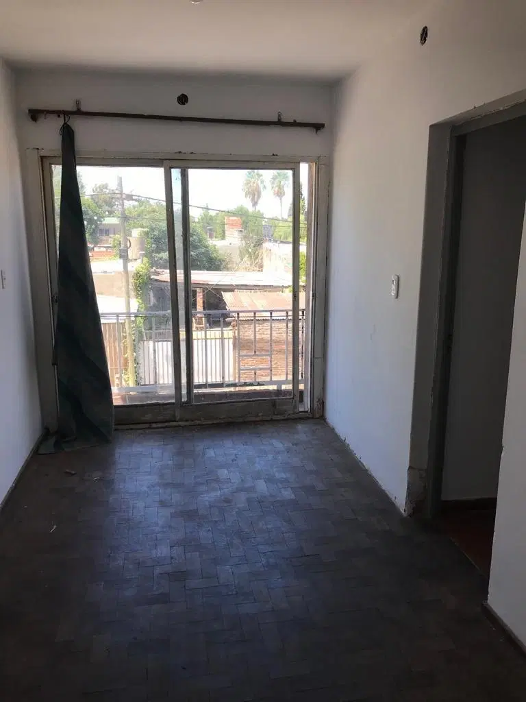 VENTA: CASA DE 3 DORMITORIOS C/ PATIO 4