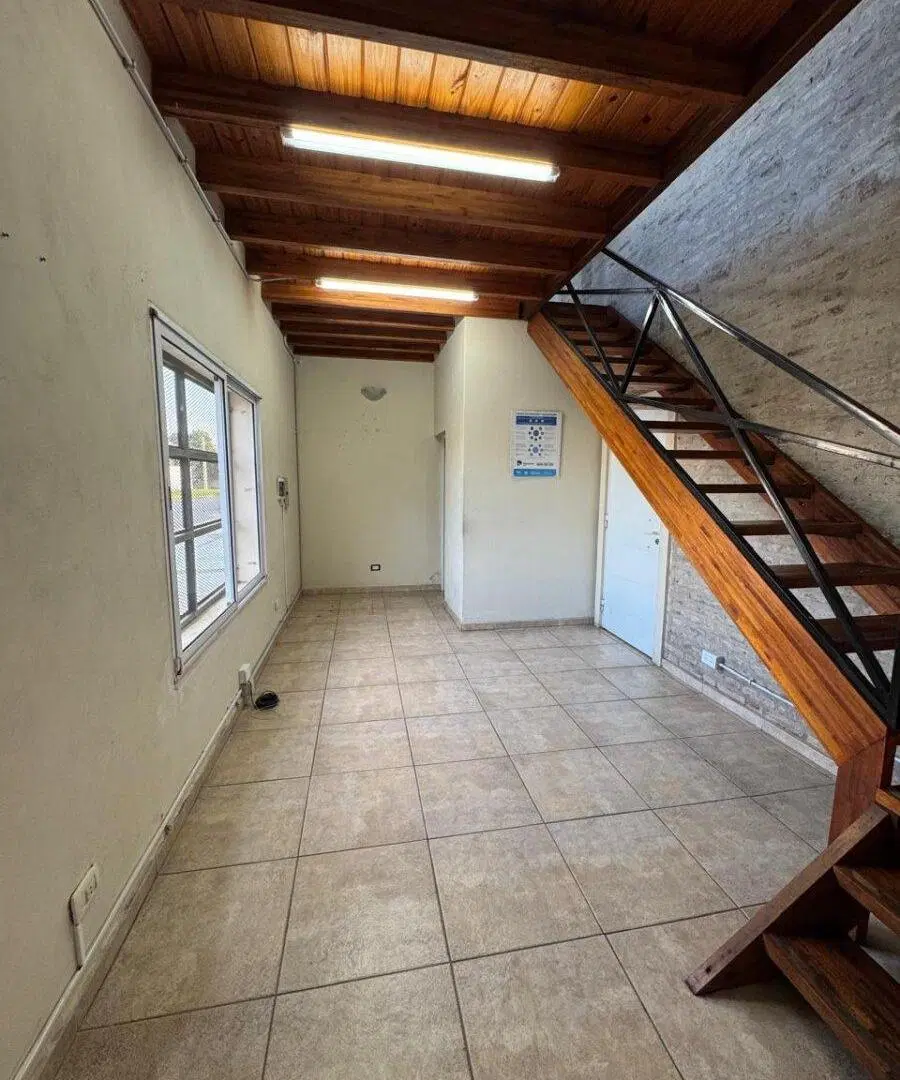 GALPÓN Y OFICINA EN ALQUILER PASCO 1046 GRANADERO BAIGORRIA 2