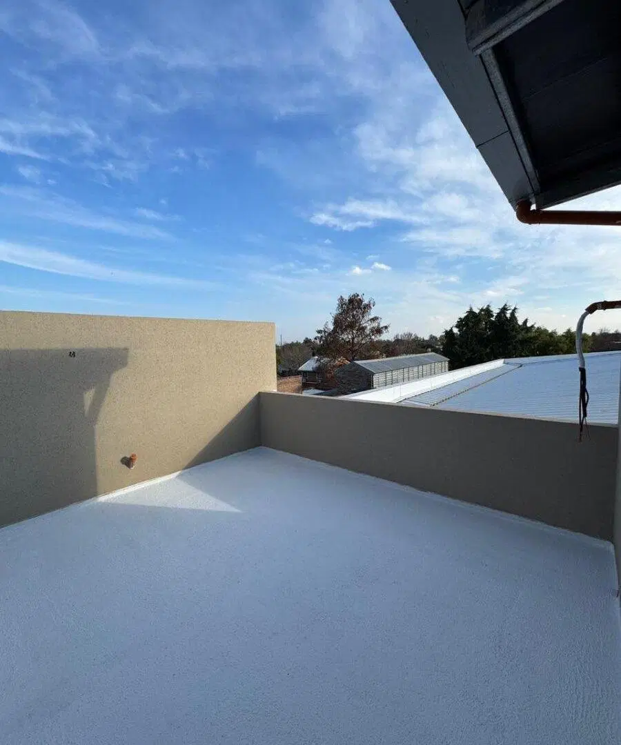 LOCAL COMERCIAL A ESTRENAR EN ALQUILER: AV. SAN MARTÍN 2589 - GRANADERO BAIGORRIA 4