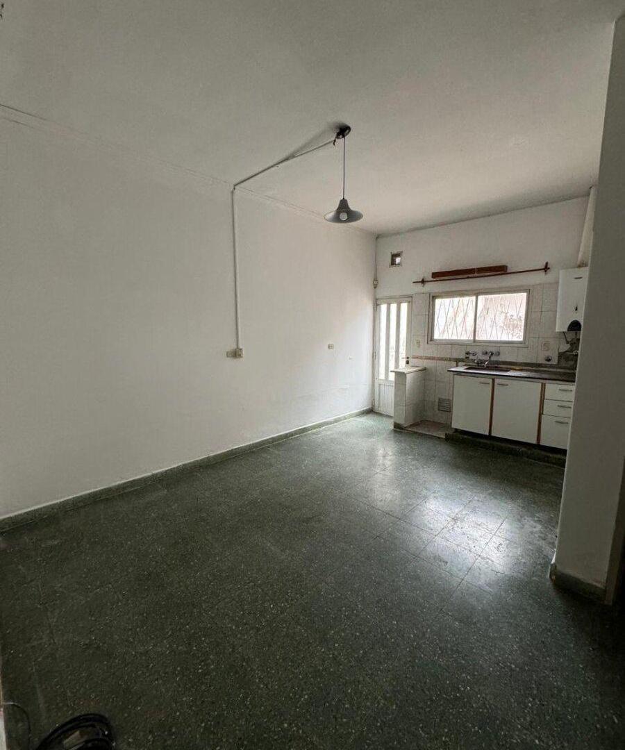Foto de ALQUILER: CASA DE DOS HABITACIONES - SAN CARLOS 603 - SAN LORENZO, imagen 2