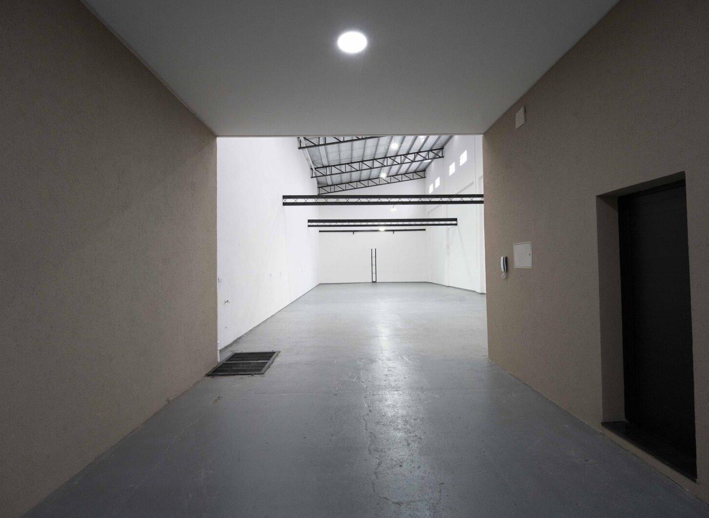 Foto de LOCAL COMERCIAL A ESTRENAR EN VENTA: AV. SAN MARTÍN 2589 - GRANADERO, imagen 1