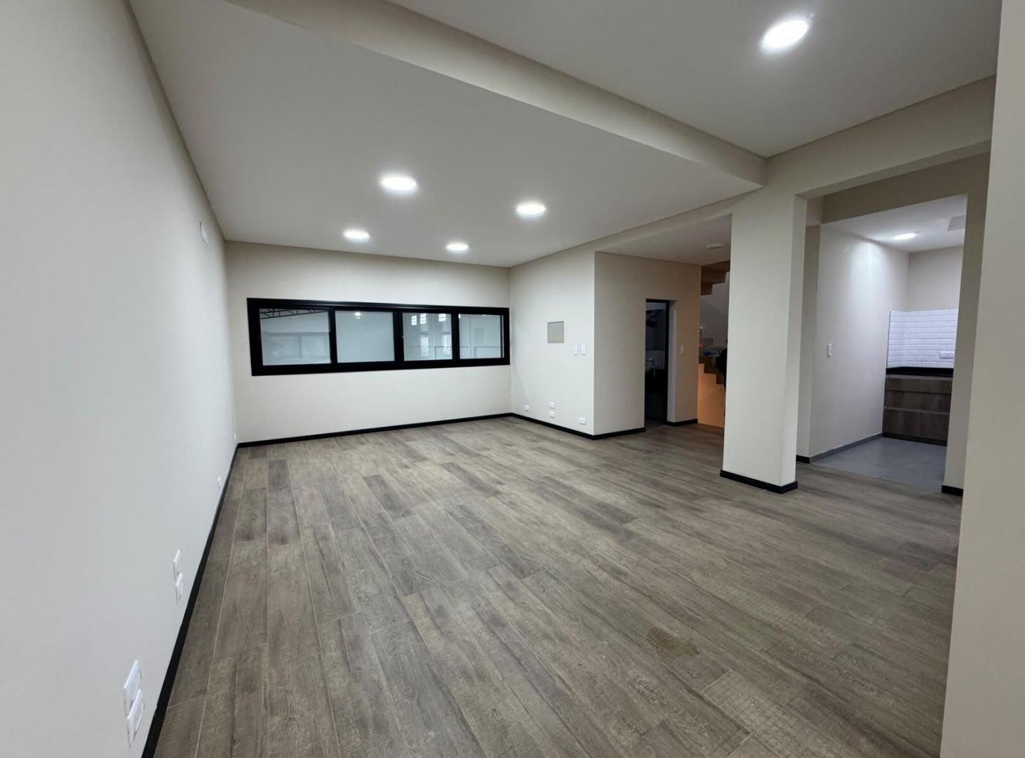 Foto de LOCAL COMERCIAL A ESTRENAR EN VENTA: AV. SAN MARTÍN 2589 - GRANADERO, imagen 4