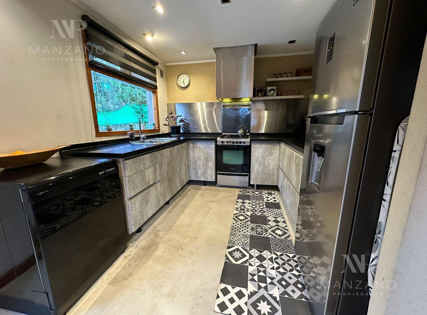 Foto de venta casa 4 Dormitorios - Villa la Angostura, imagen 4