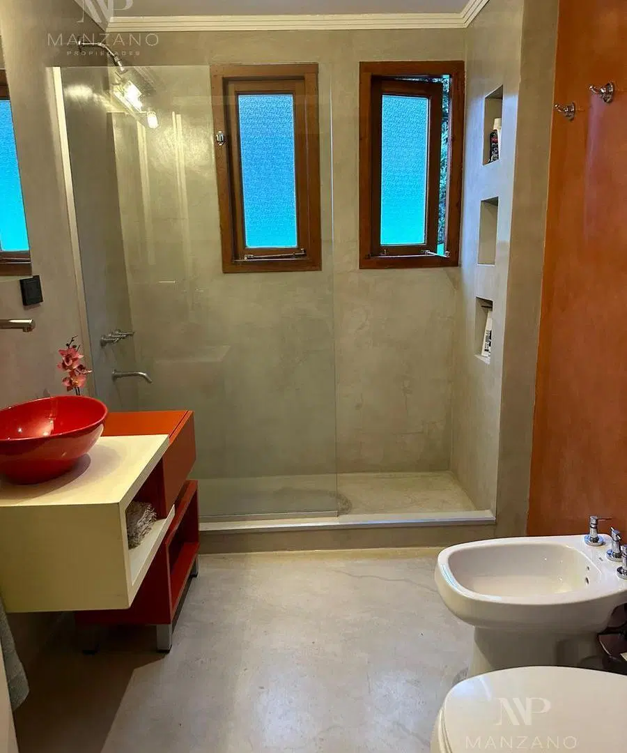 venta casa 4 Dormitorios - Villa la Angostura 2