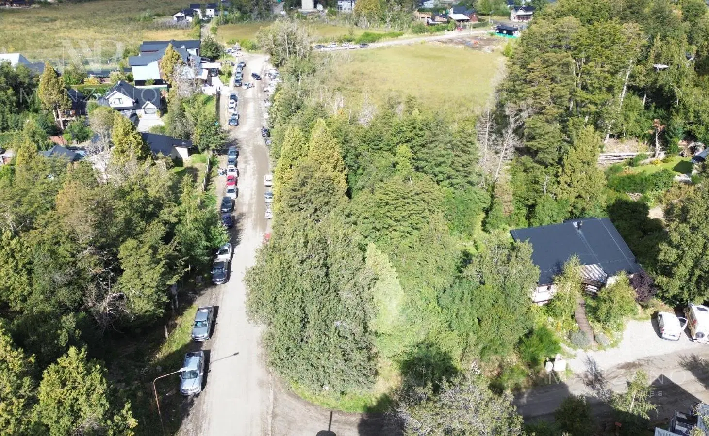 Venta Terreno / Lote 858 m2 arbolado - Tres Cerros - Villa la Angostura 2