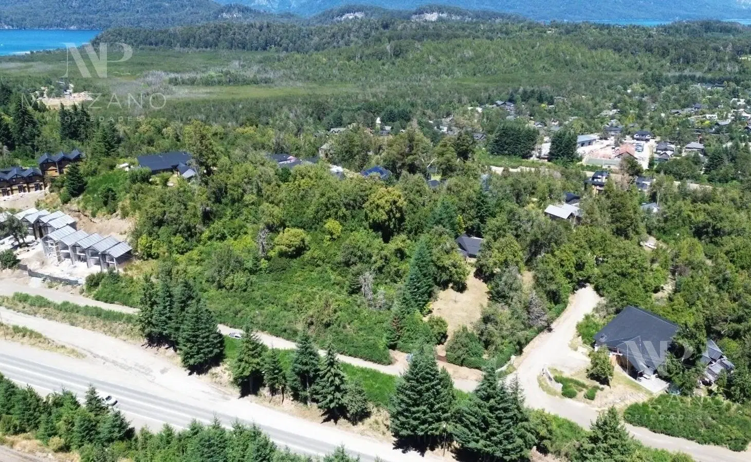Venta terreno 4157 m2 con Proyecto aprobado Hostería 1040 m2 - Villa la Angostura 4