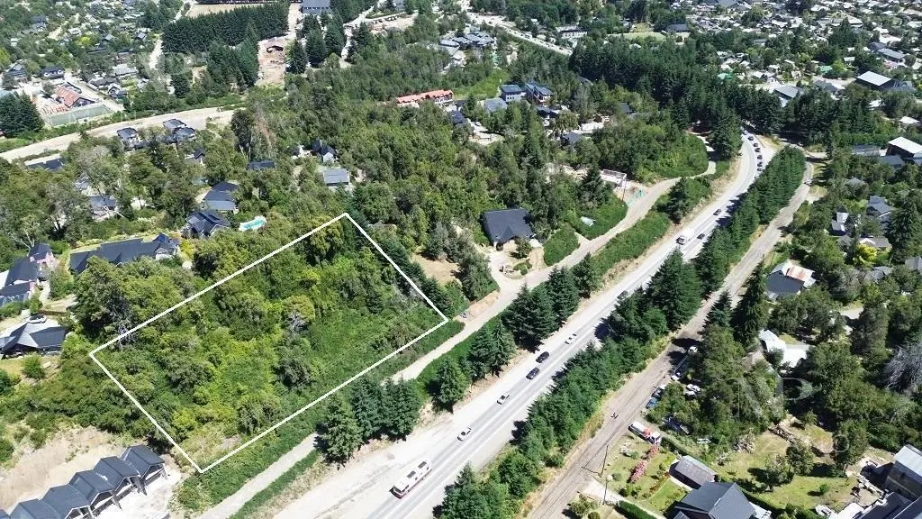 Venta terreno 4157 m2 con Proyecto aprobado Hostería 1040 m2 - Villa la Angostura 8