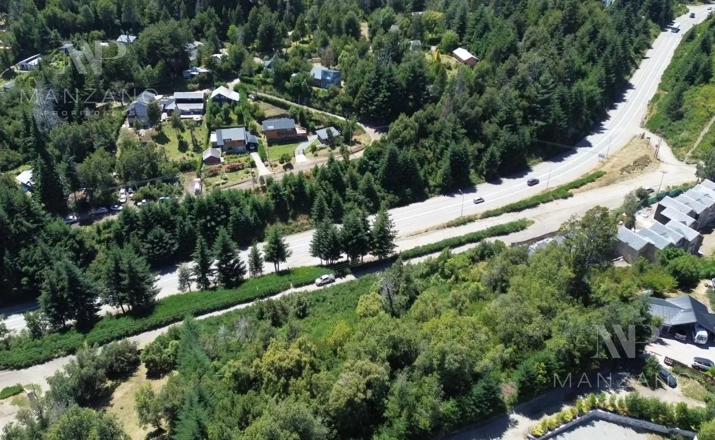 Venta terreno 4157 m2 con Proyecto aprobado Hostería 1040 m2 - Villa la Angostura 3