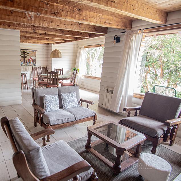 Foto de Venta Casa costa de lago Nahuel Huapi - Villa la Angostura, imagen 2
