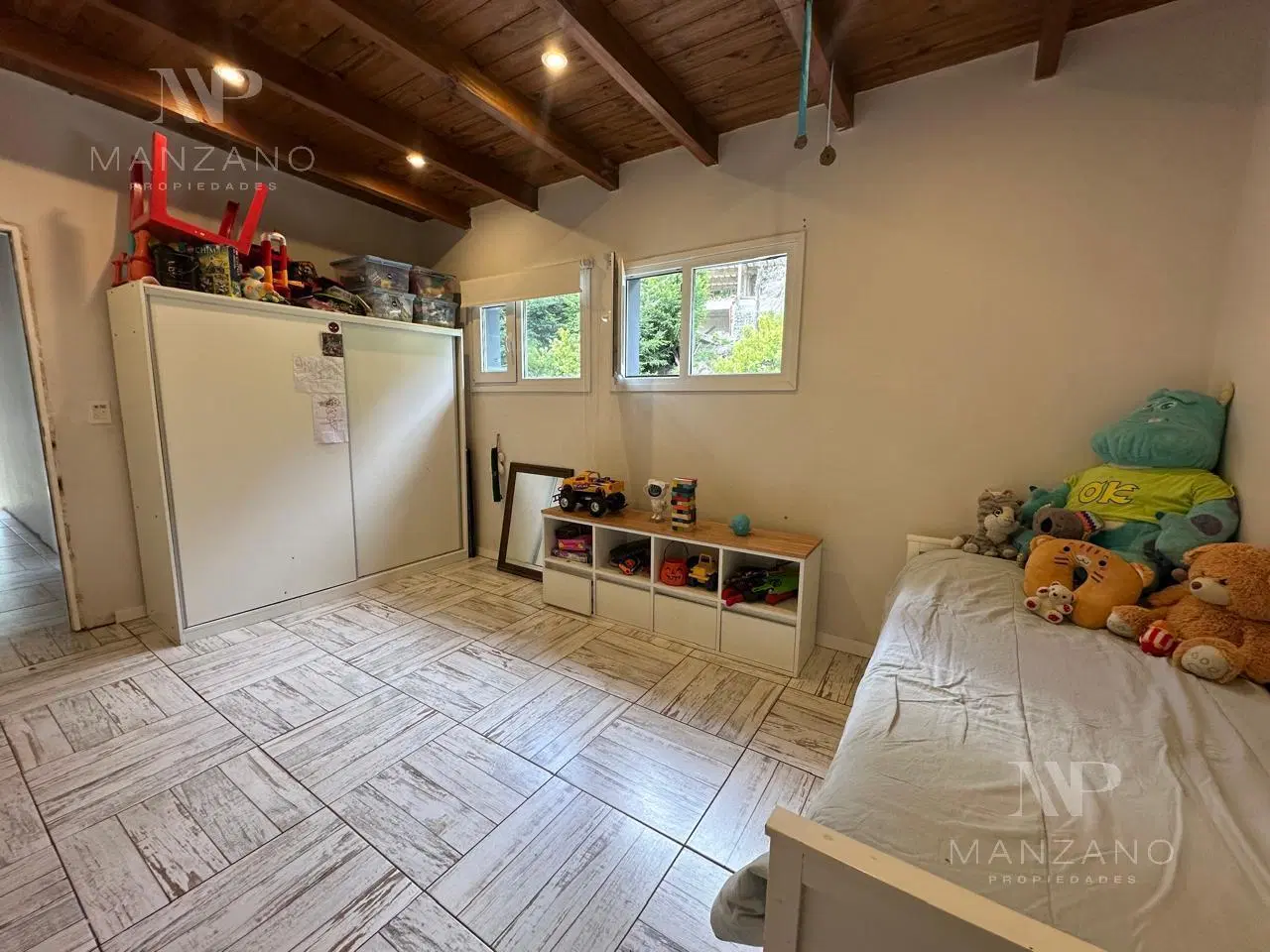Venta de casa 3 dormitorios Villa la angostura 1