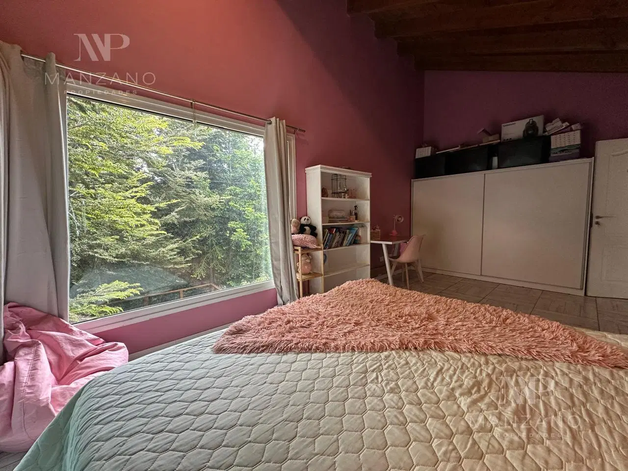 Venta de casa 3 dormitorios Villa la angostura 2