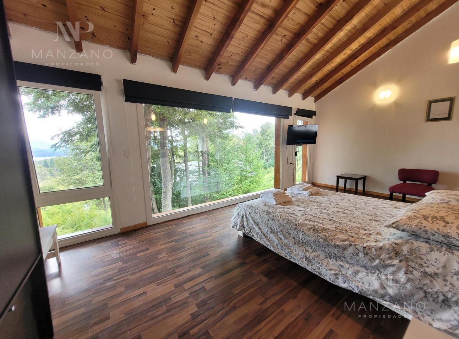 Foto de venta de Casa 208 m2 vista al lago, en terreno de 1304 m2 - Puerto, imagen 2