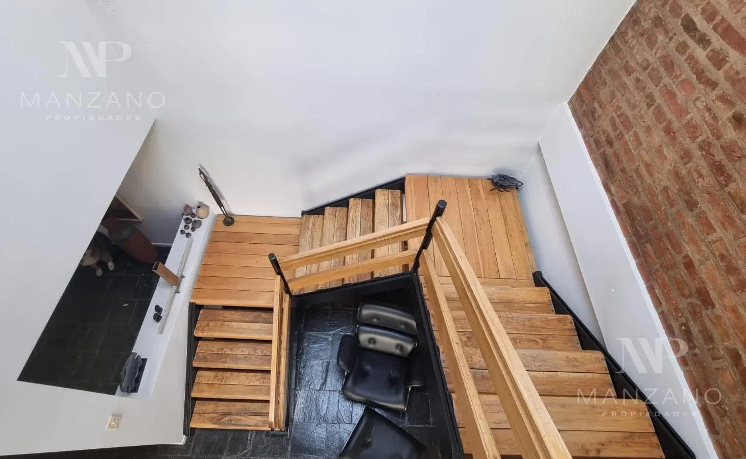 VENTA casa 3 dormitorios 240 m2 B° Capellán Cipolletti 4