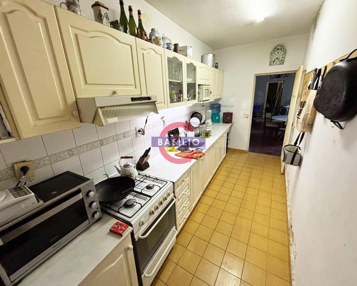 Venta Casa Multifamiliar 9 Amb Apto Crédito en San Isidro 5