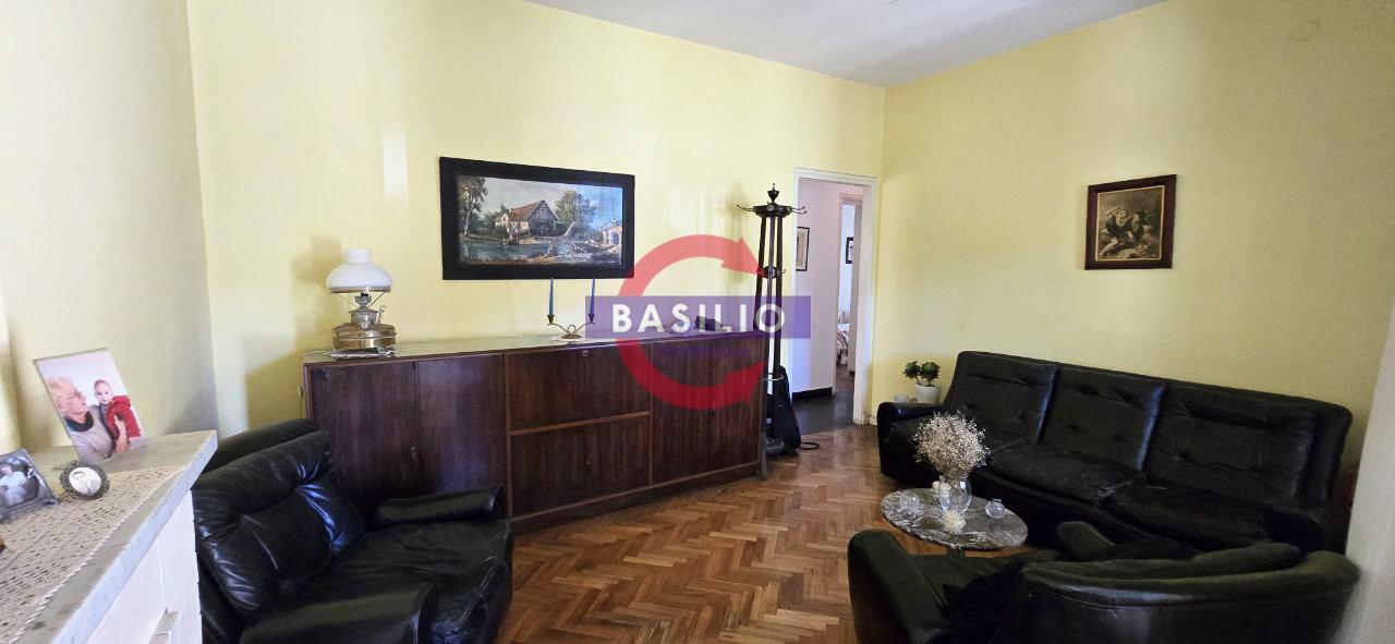 VENTA CASA 4 AMBIENTES CON JARDÍN, PILETA, QUINCHO Y COCHERA – MARTÍNEZ