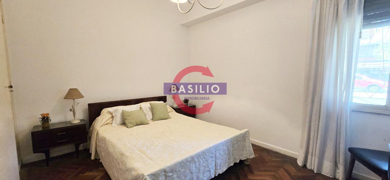 VENTA CASA 4 AMBIENTES CON JARDÍN, PILETA, QUINCHO Y COCHERA – MARTÍNEZ