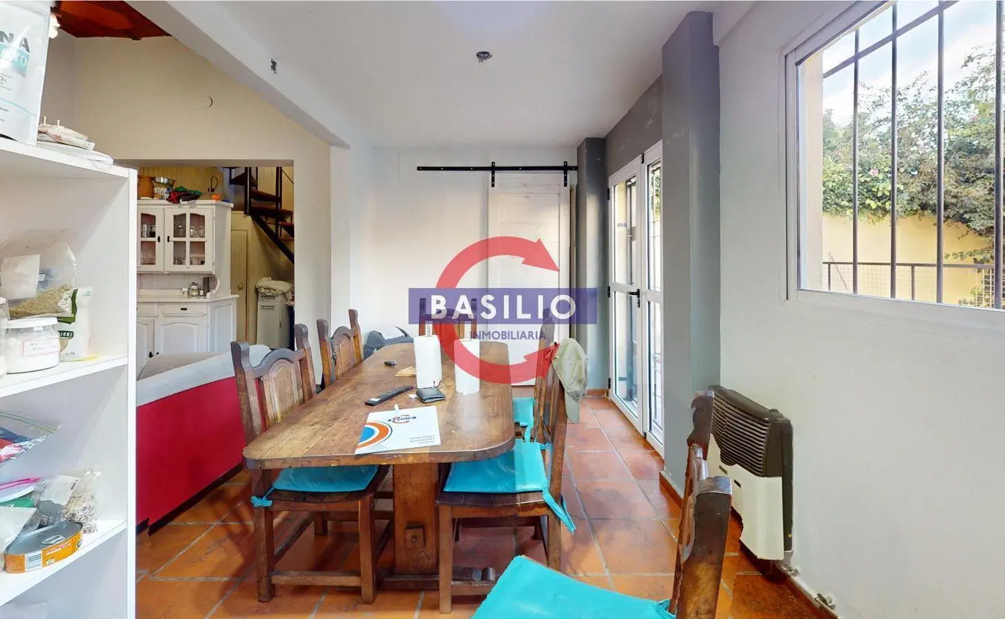 VENTA CASA EN LOTE PROPIO DE 2 PLANTAS CON JARDÍN, PISCINA, QUINCHO Y TERRAZA EN CARAPACHAY 5