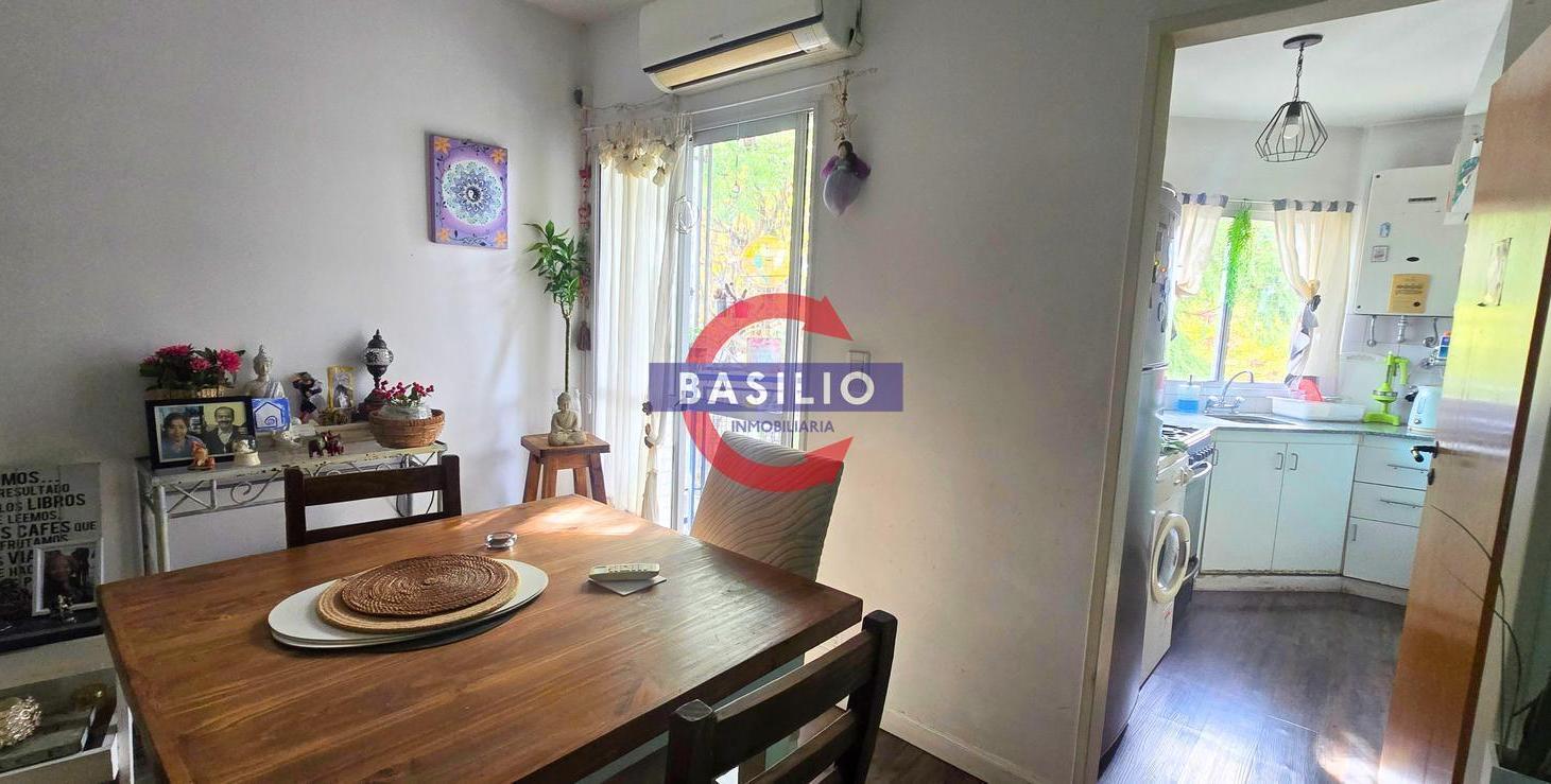 VENTA DEPARTAMENTO 3 AMBIENTES CON BALCÓN EN CARAPACHAY