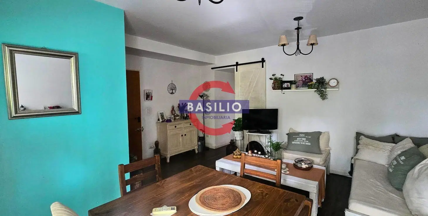 VENTA DEPARTAMENTO 3 AMBIENTES CON BALCÓN EN CARAPACHAY 3