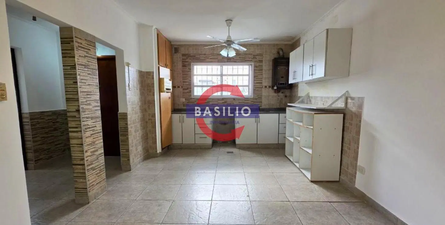 VENTA DEPARTAMENTO 2 AMBIENTES (con posibilidad de sumar1 dorm) CON AMPLIA TERRAZA EN CARAPACHAY 3