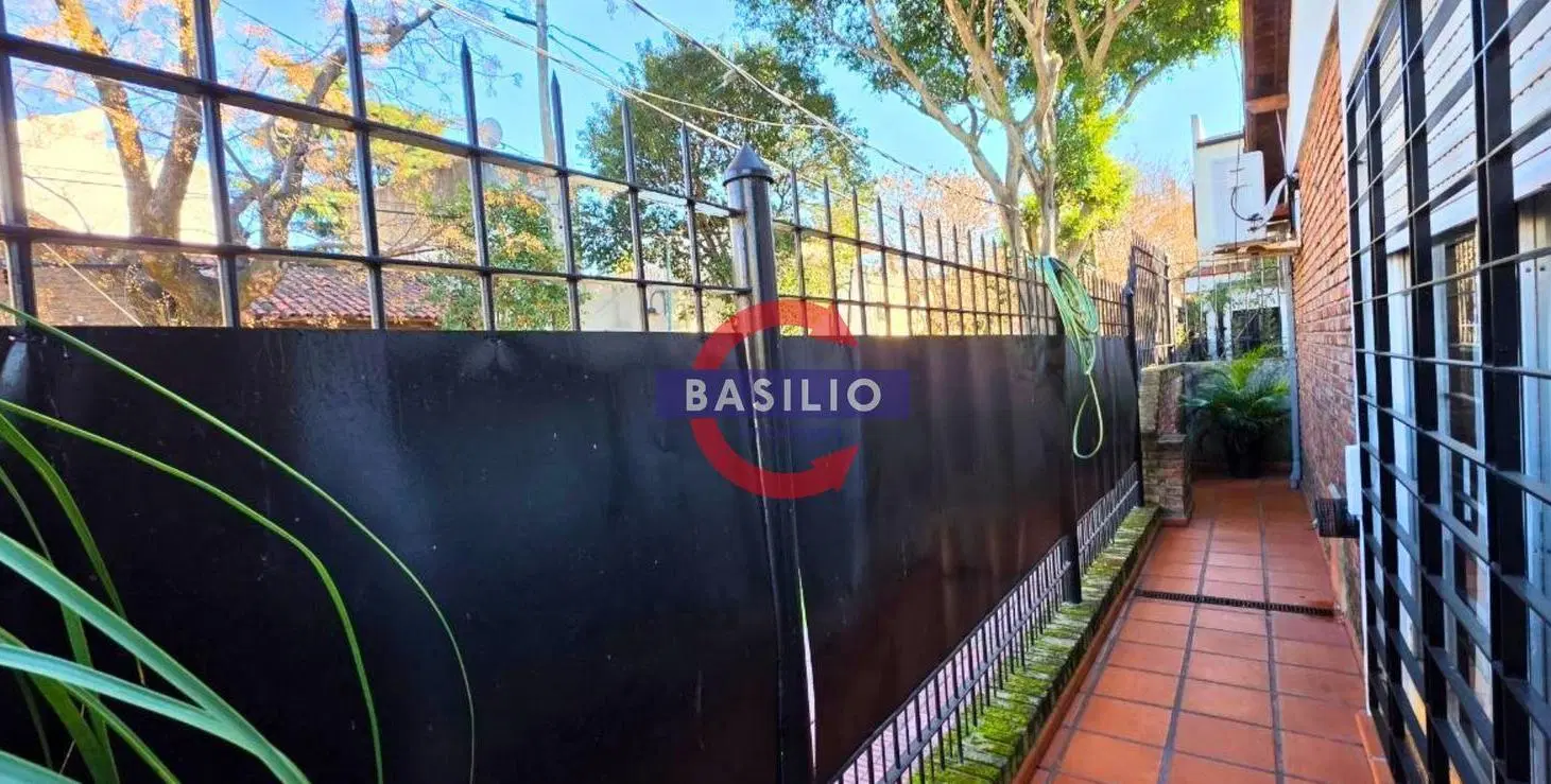 VENTA PH 3 AMBIENTES AL FRENTE CON JARDÍN – FLORIDA 4