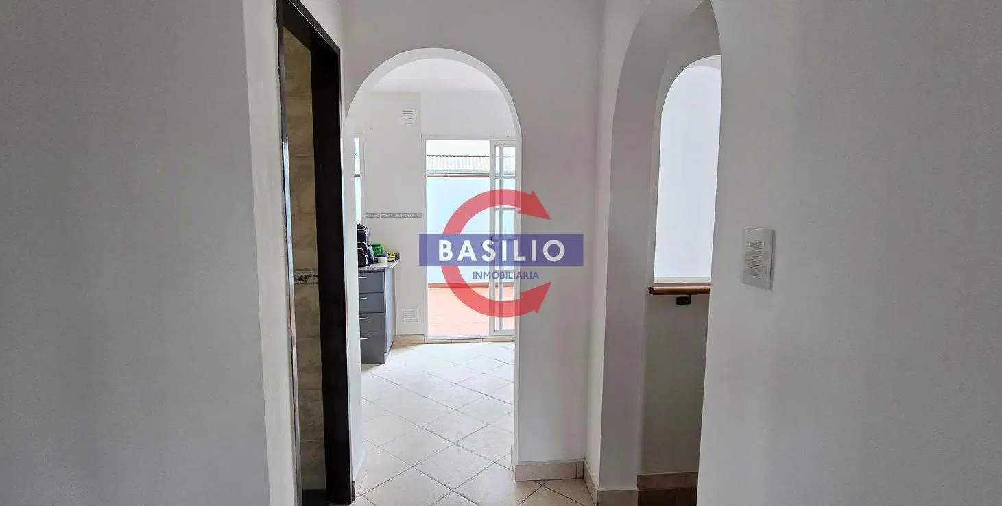 VENTA PH 3 AMBIENTES TIPO DÚPLEX CON BALCÓN Y PATIO EN CARAPACHAY 4