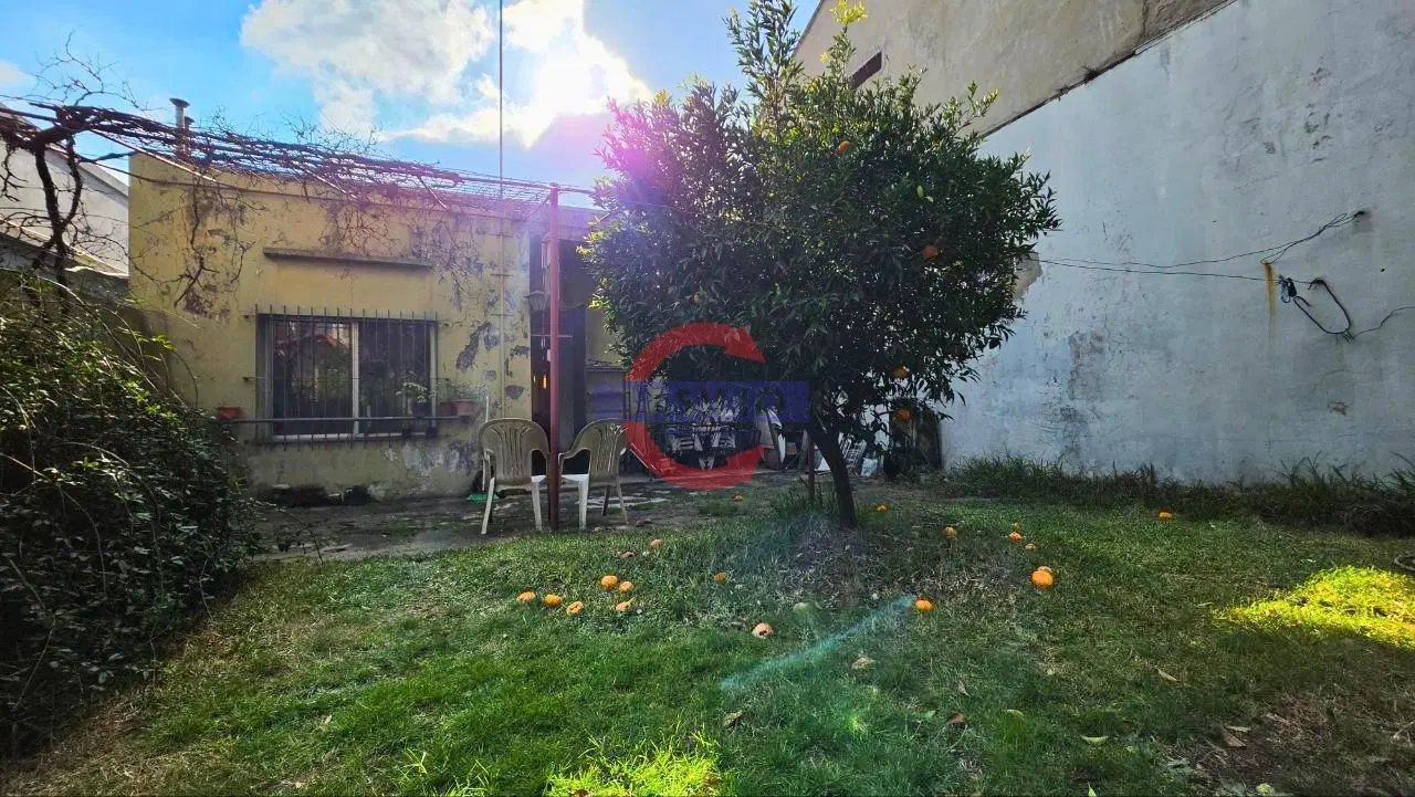VENTA CASA 3 AMBIENTES EN LOTE PROPIO CON JARDÍN – FLORIDA OESTE 3