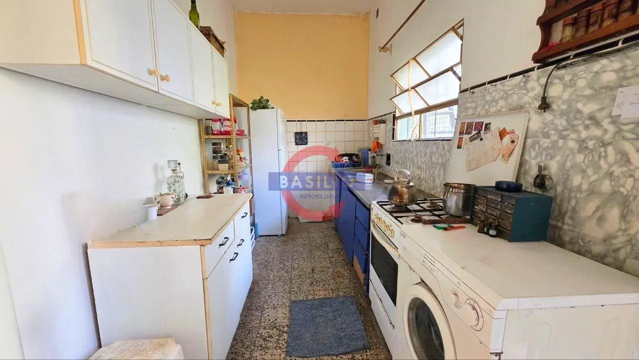 VENTA CASA 3 AMBIENTES EN LOTE PROPIO CON JARDÍN – FLORIDA OESTE 8
