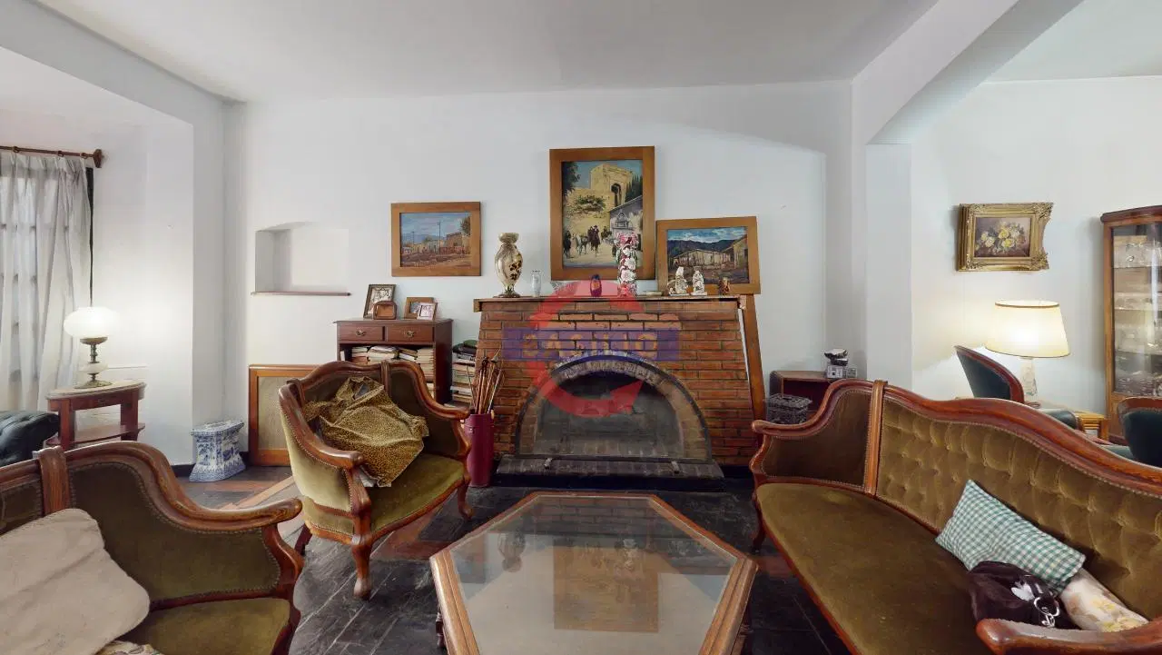 VENTA CASA 6 AMBIENTES EN LOTE PROPIO CON JARDÍN, GALERÍA Y COCHERA EN LA LUCILA 3
