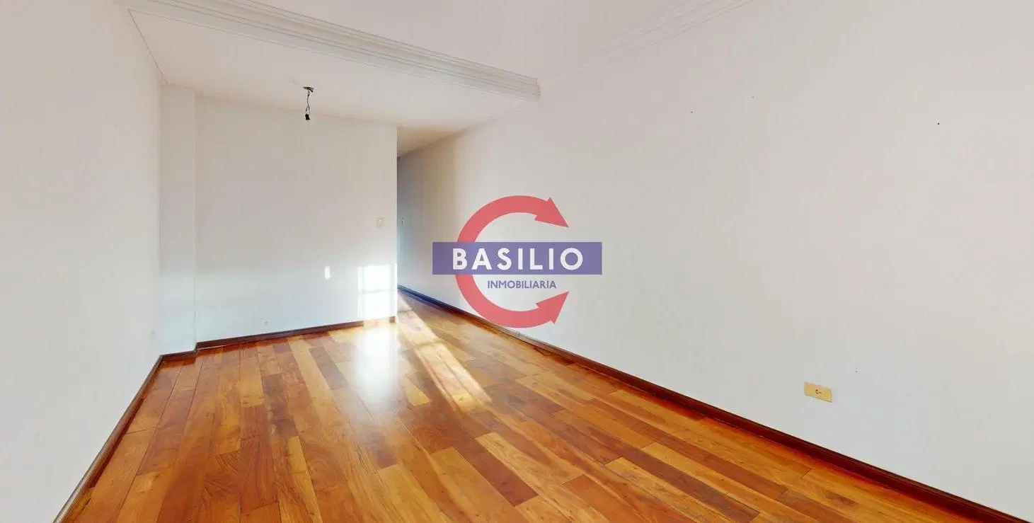 VENTA | DÚPLEX 4 AMBIENTES CON PLAYROOM, COCHERA Y PATIO EN CARAPACHAY 3