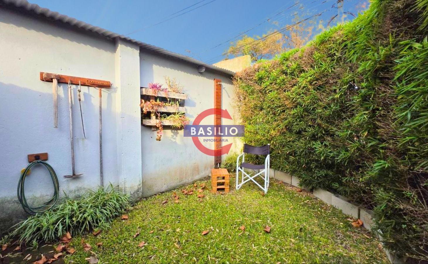 Foto de VENTA VIVIENDA MULTIFAMILIAR EN ESQUINA CON JARDÍN Y AMPLIA COCHERA – FLORIDA OESTE, imagen 5