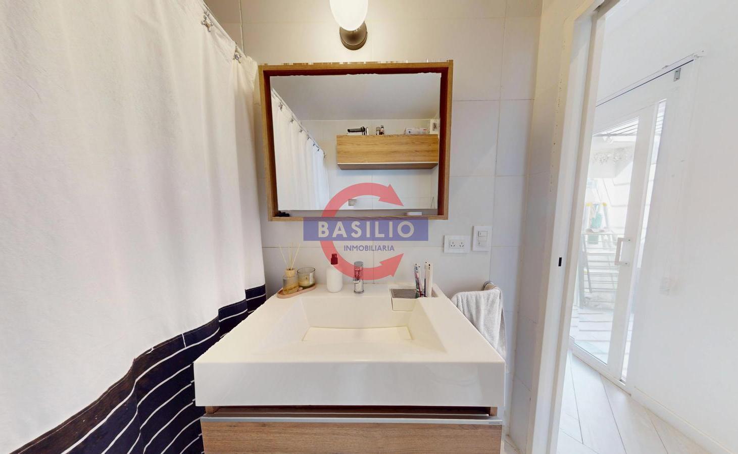 Foto de VENTA | PH 3 AMBIENTES RECICLADO A NUEVO CON JARDÍN, PISCINA Y QUINCHO, imagen 3