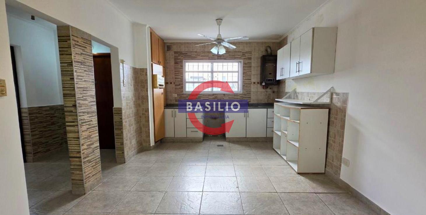 Foto de VENTA DEPTO 2 AMBIENTES (con posibilidad de hacer 1 dorm mas) CON, imagen 4