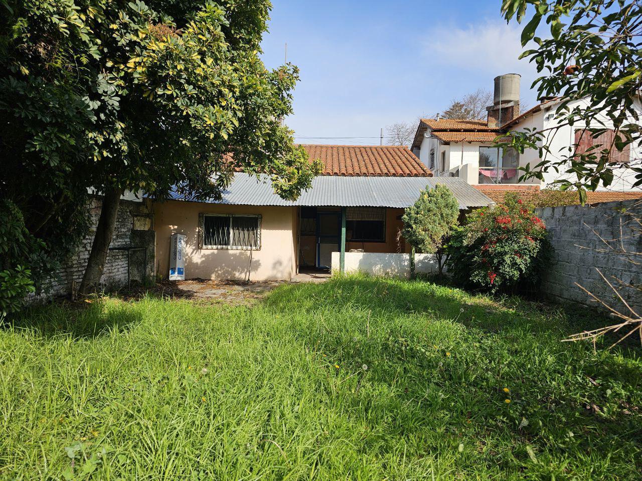 Foto de Casa 3 amb a reciclar con terreno de 322 m2 en Guido y García, imagen 3