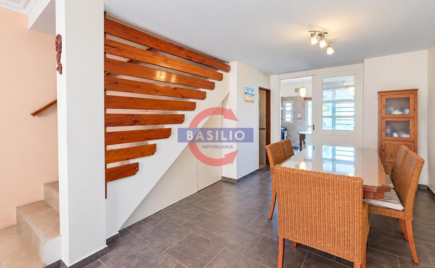 Foto de VENTA DÚPLEX 5 AMBIENTES CON JARDÍN, PLAYROOM Y TERRAZA– CARAPACHAY, imagen 1
