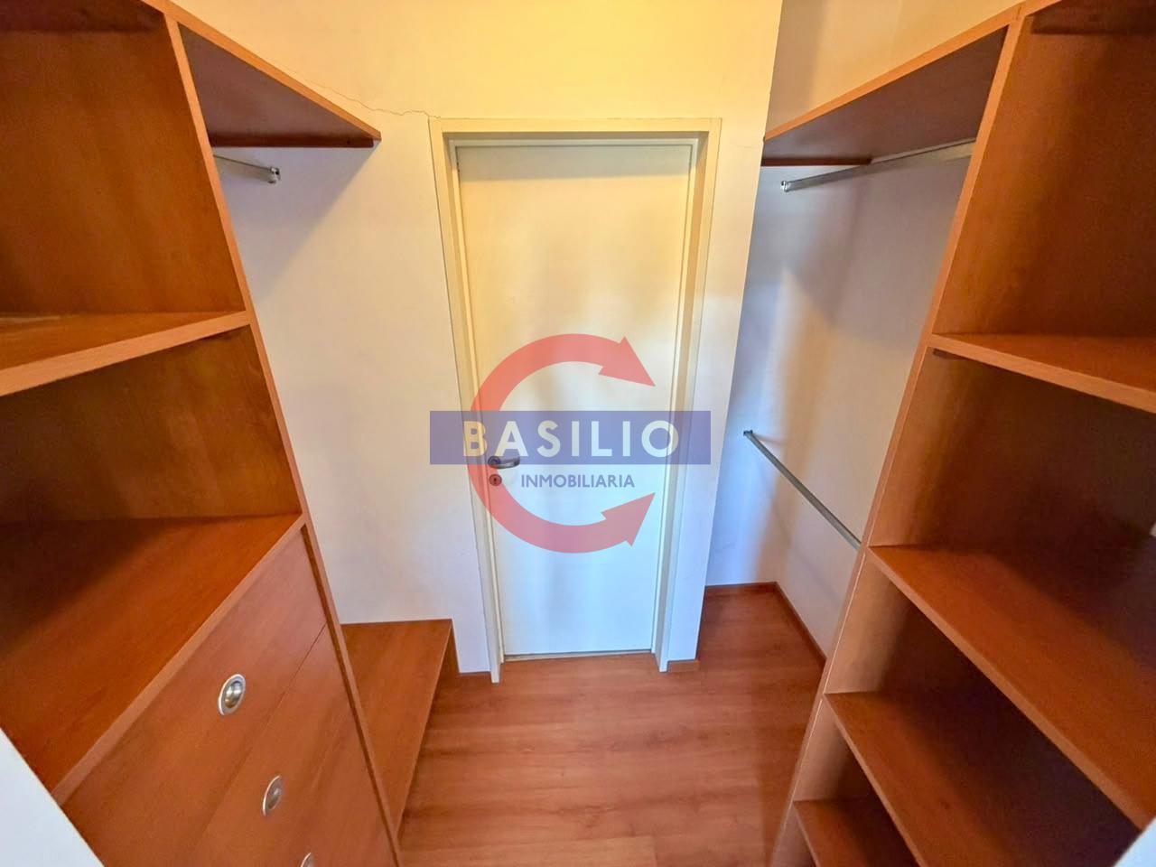 Foto de DÚPLEX EN VENTA 4 AMBIENTES EN CARAPACHAY CON JARDIN Y COCHERA, imagen 3