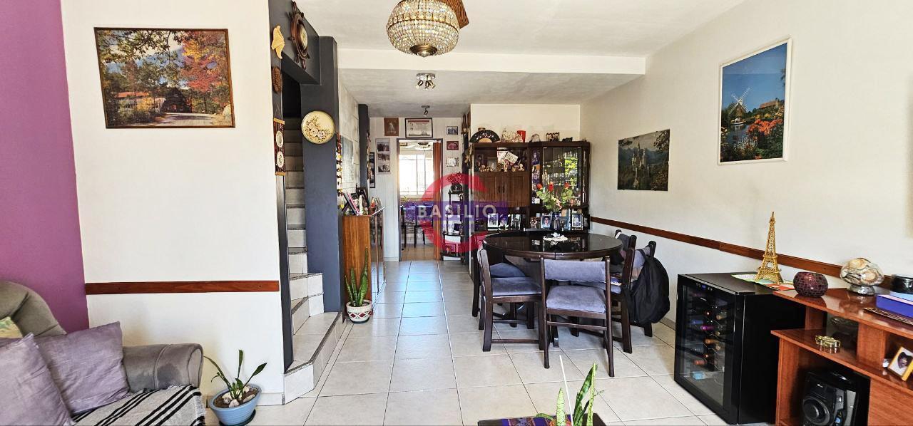 Foto de VENTA BUEN DUPLEX 3 AMBIENTES CON COCHERA Y PATIO EN MUNRO, imagen 5