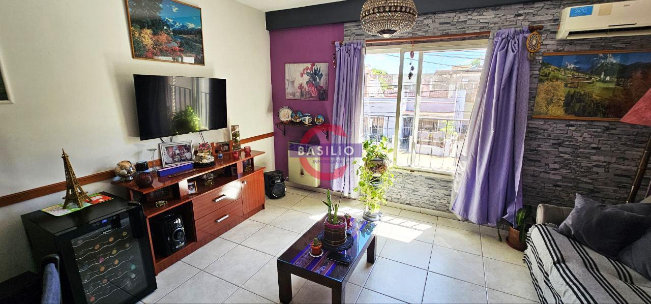 Foto de VENTA BUEN DUPLEX 3 AMBIENTES CON COCHERA Y PATIO EN MUNRO, imagen 4